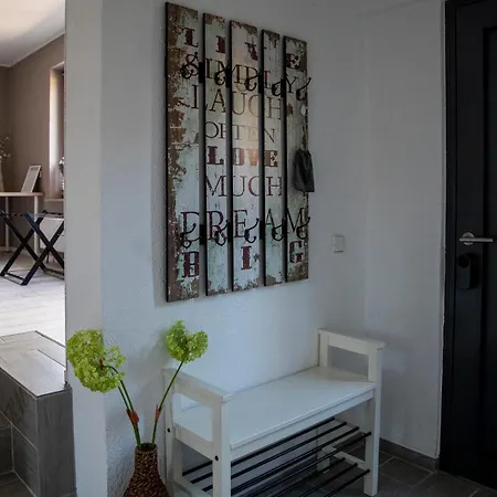 Fernwald Mit Self-check-in Albach